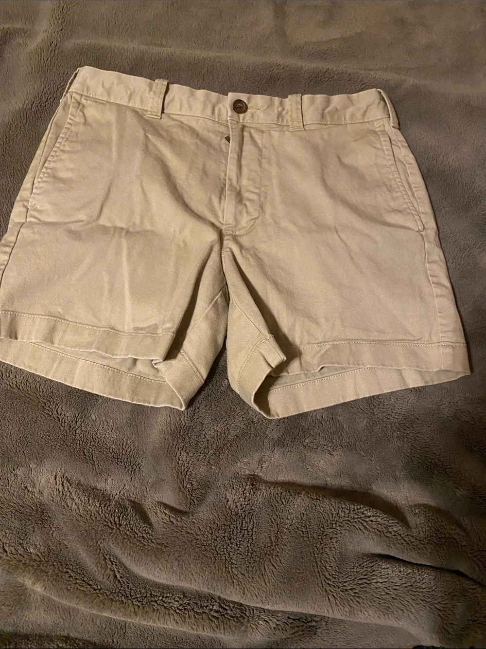 J Crew Men's Casual Cotton Shorts in Beige 31” Waist x Inseam 5”